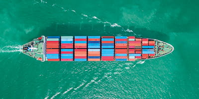 Export-container-ship-sea-4x2-min.jpg